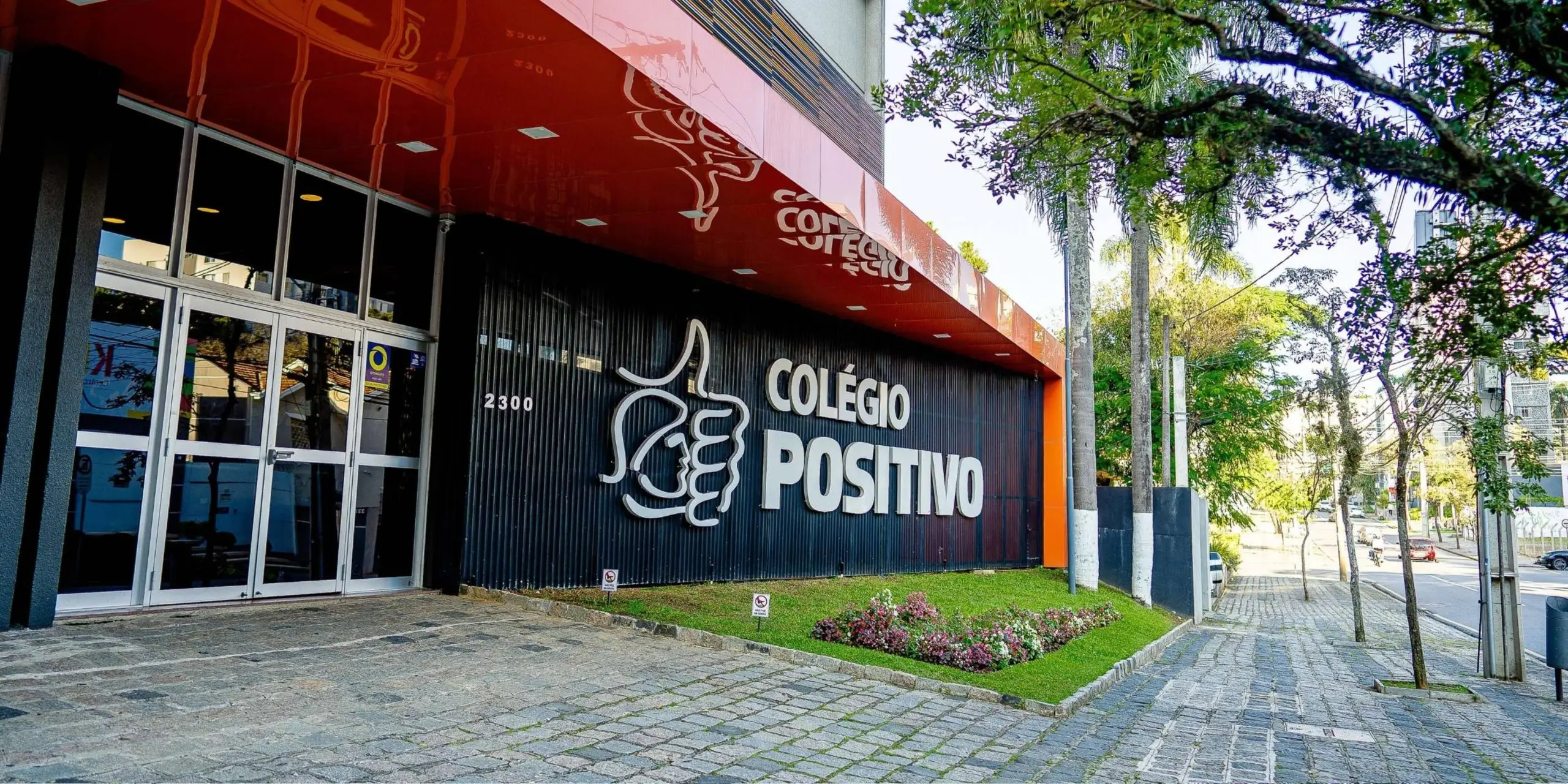 Colégio Positivo – Ângelo Sampaio